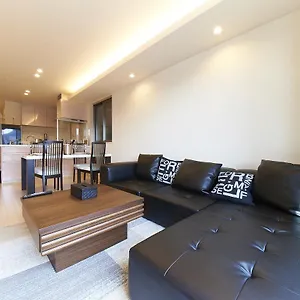 https://kyoto-river-side-modern-house.hotels-in-kyoto.org
